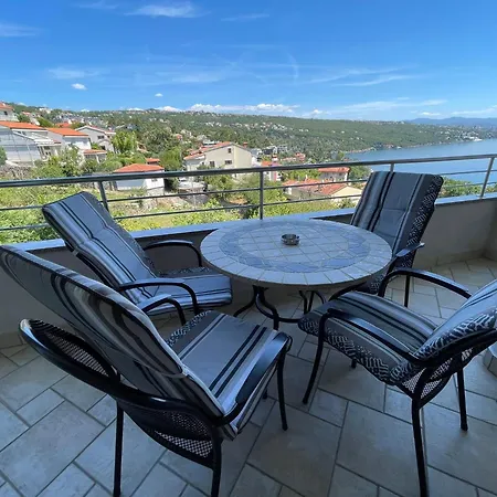 Duje Apartment Opatija Exterior photo